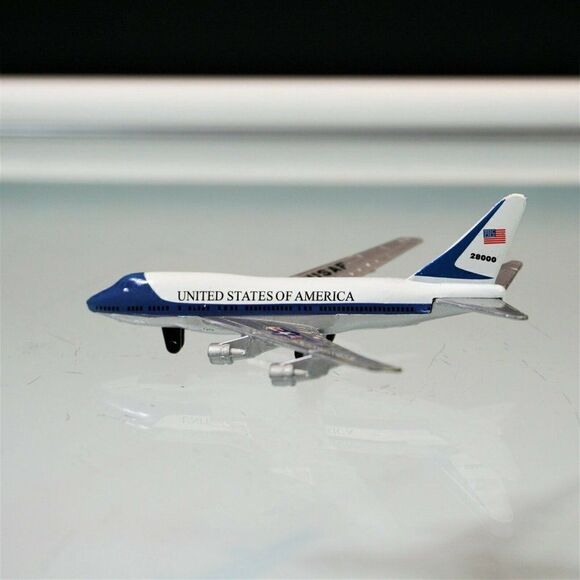 USAF United States Of America A206 Boing 747 Jet Plane 4" Die Cast Toy - Picture 4 of 9